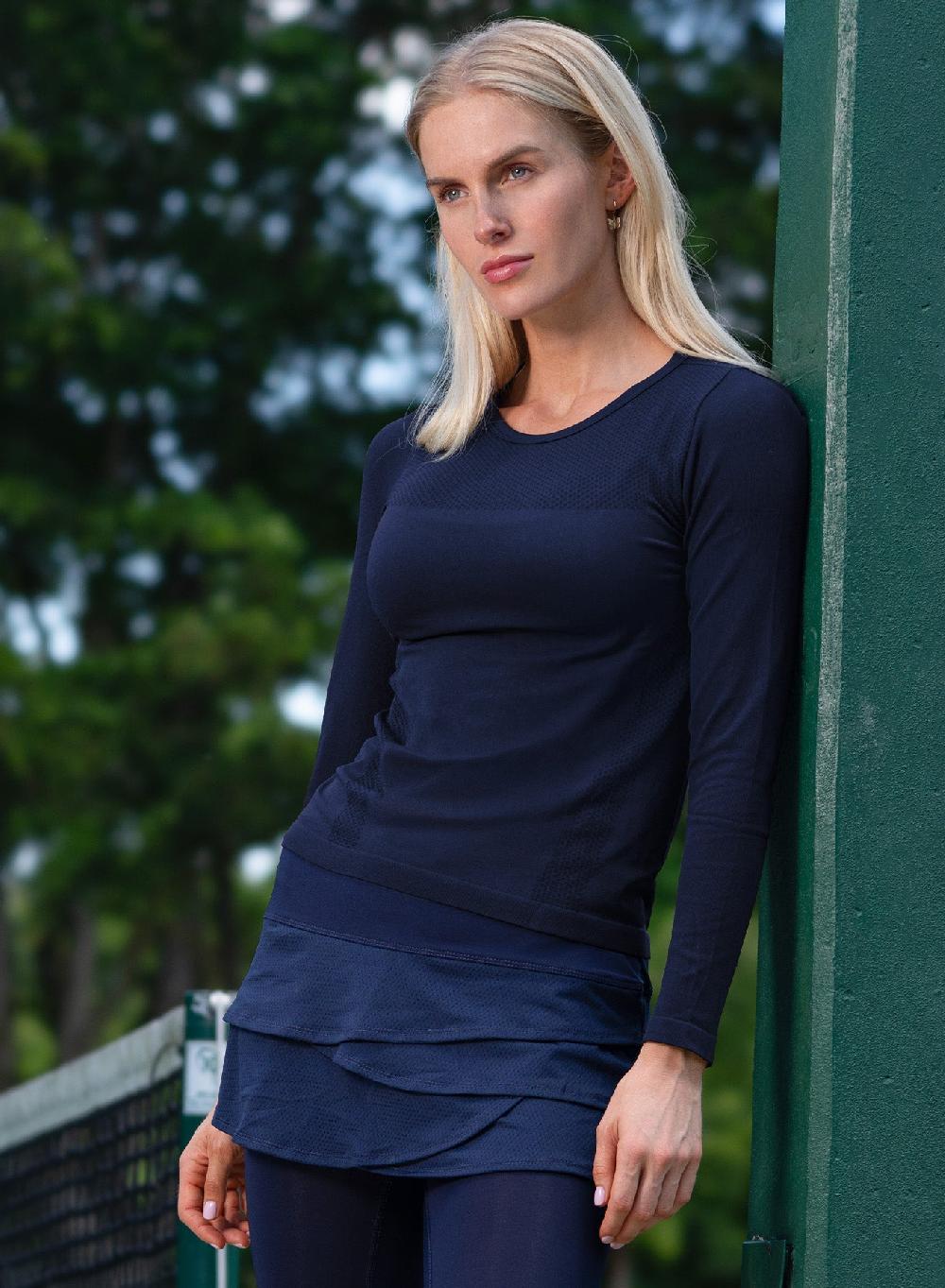 lucky in love Seamless Long Sleeve