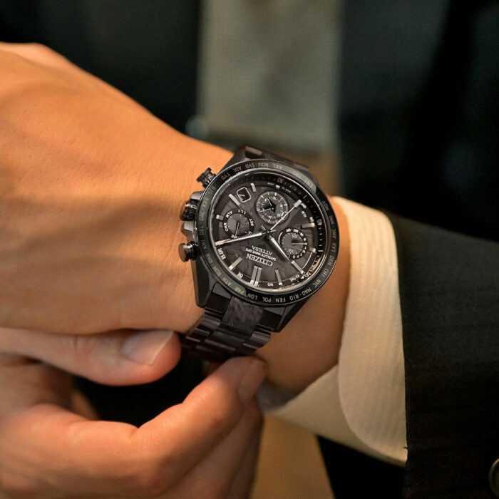 Lucky One Attesa Satellite Wave GPS Hakuto-R Watch CC4067-66E