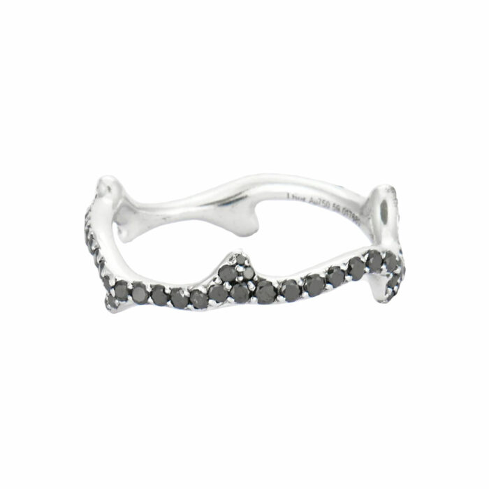 lucky one Dior Bois de Rose Ring – Black Diamonds White Gold
