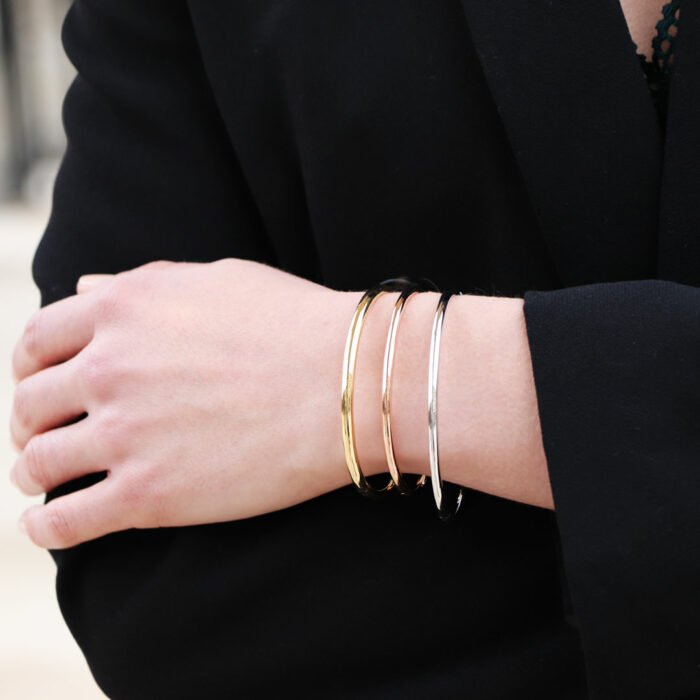 lucky one 4mm Round Wire Open Bangle