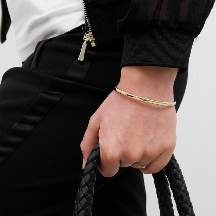 lucky one 5mm Oval Wire Open Bangle