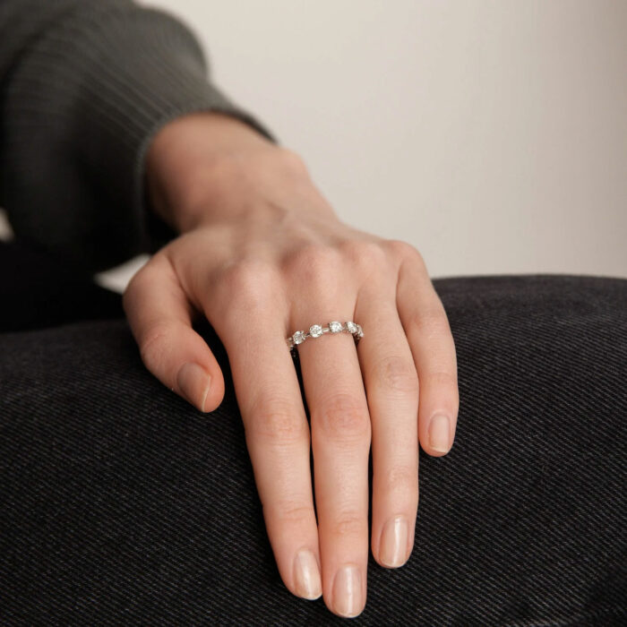 Lucky One CARTIER – Eternity Ring