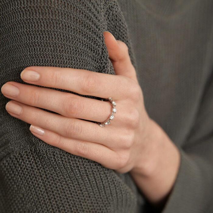 Lucky One CARTIER – Eternity Ring