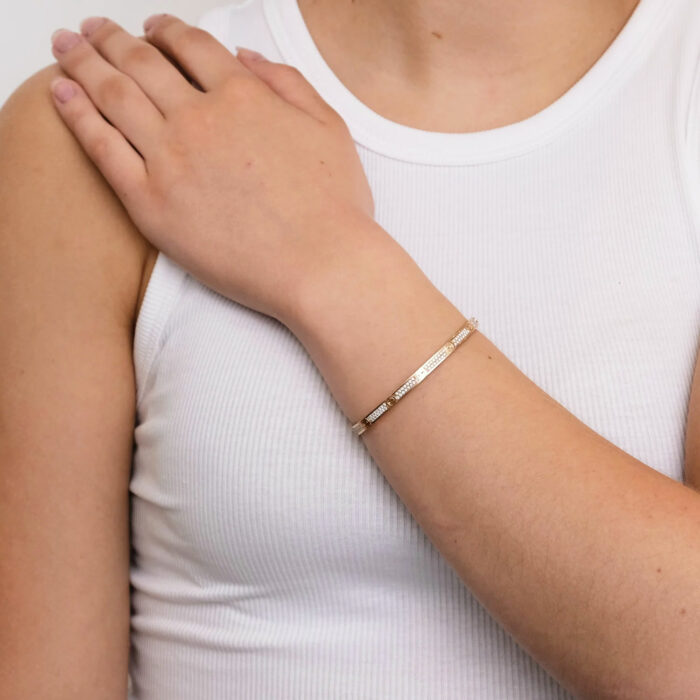 Lucky One CARTIER – LOVE Bracelet Paved