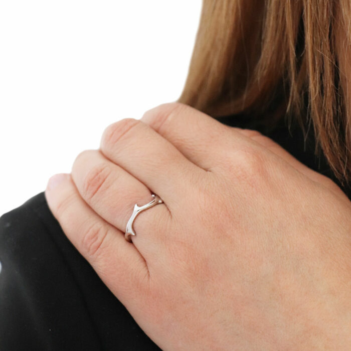 lucky One Dior Bois De Rose White Gold Ring