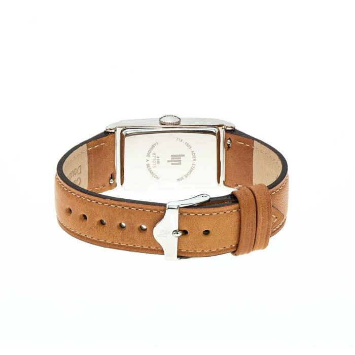 Lucky One LIP – Churchill T18