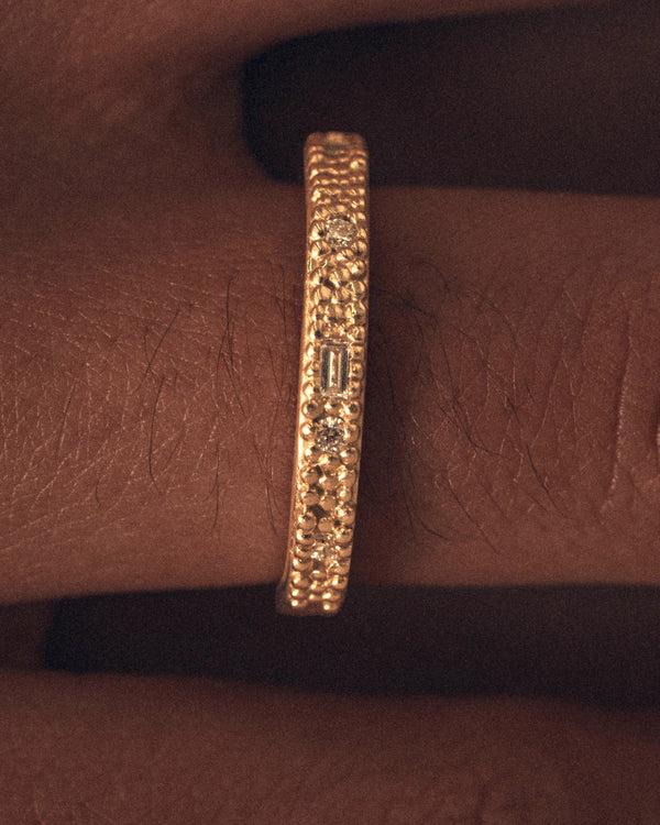 lucy folk Beaded Split Diamond Band - 18ct