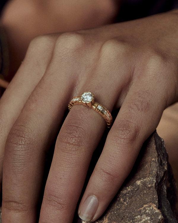 lucy folk Ellsworth Cliff Ring - 18ct Diamond