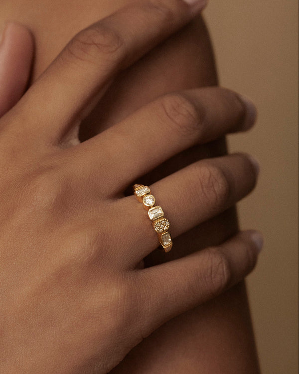 lucy folk Emerald Split Ring - 18ct Diamond