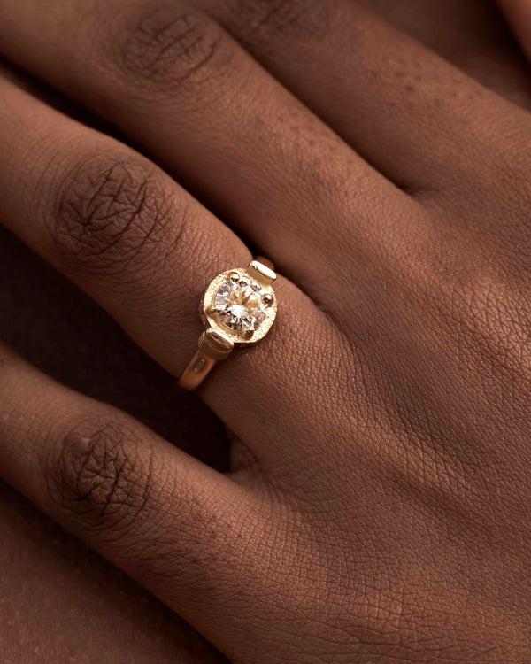 lucy folk Hera Solitaire Diamond Ring - 18ct