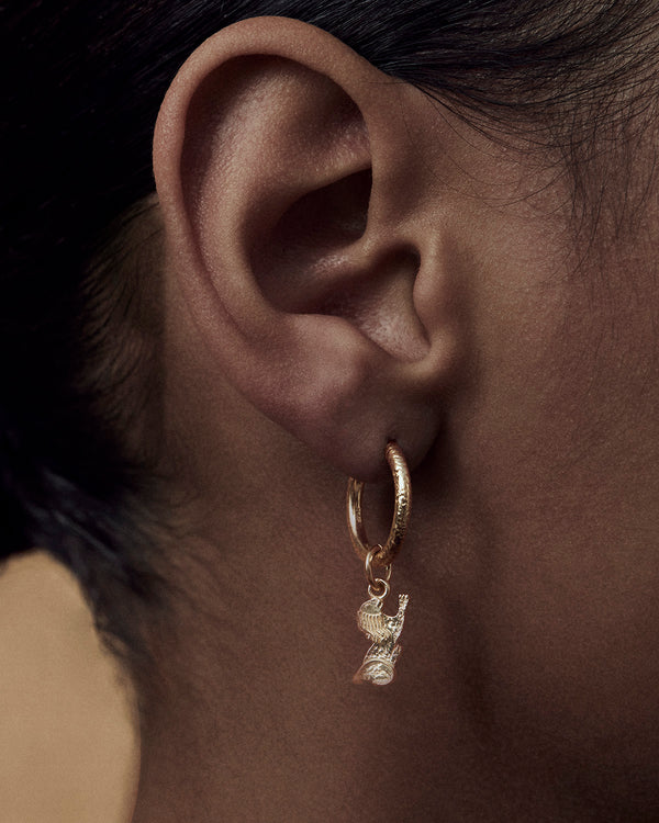 lucy folk Lion Charm - 9ct