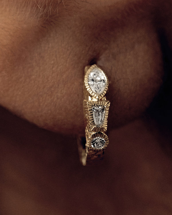 lucy folk Marquis Dream Diamond Huggy - 18ct