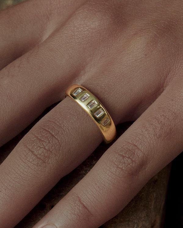 lucy folk Matrimonio Ring - 18ct Diamond