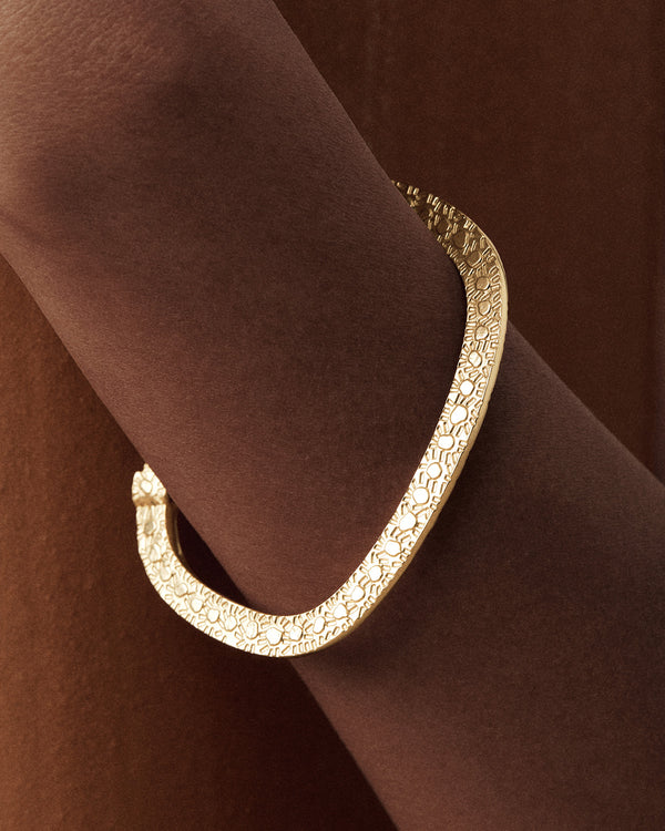 lucy folk Mithra Bangle - 9ct