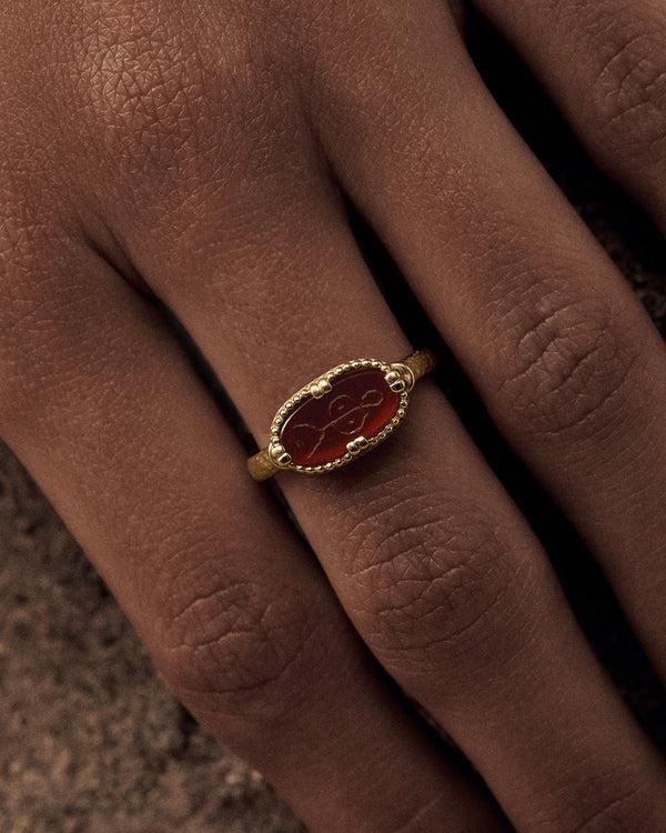 lucy folk Nectar Lady Ring - 9ct