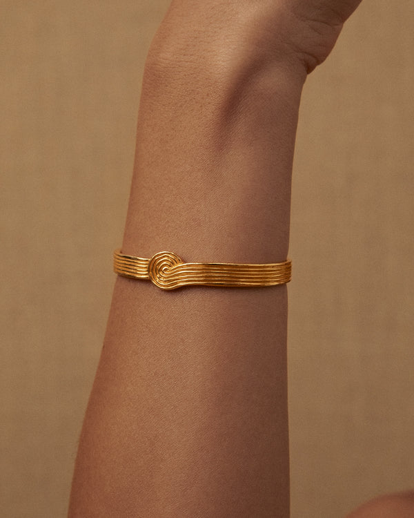 lucy folk Pebble Wave Cuff