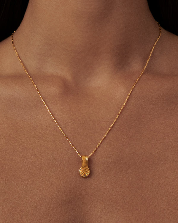 lucy folk Pebble Wave Pendant