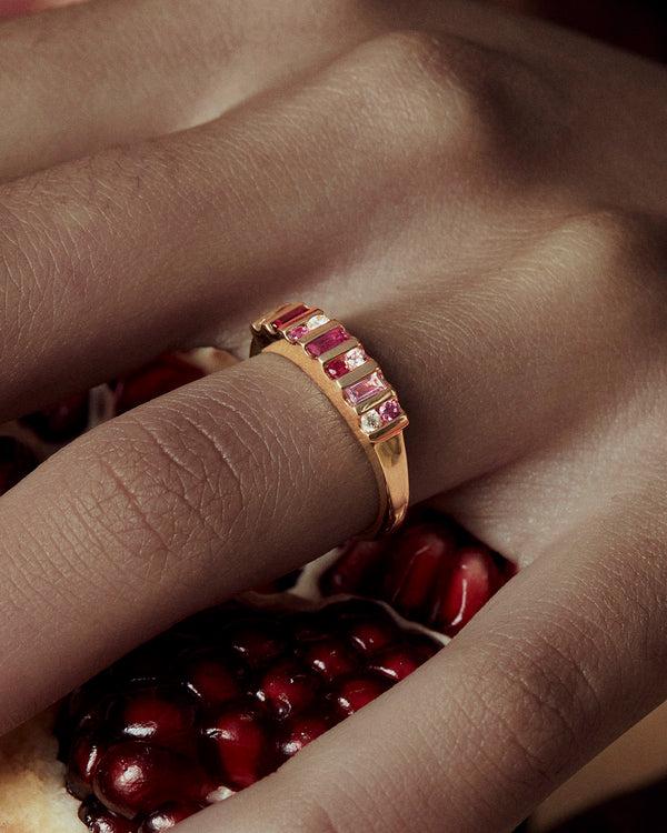 lucy folk Pomegranate Ring - 9ct