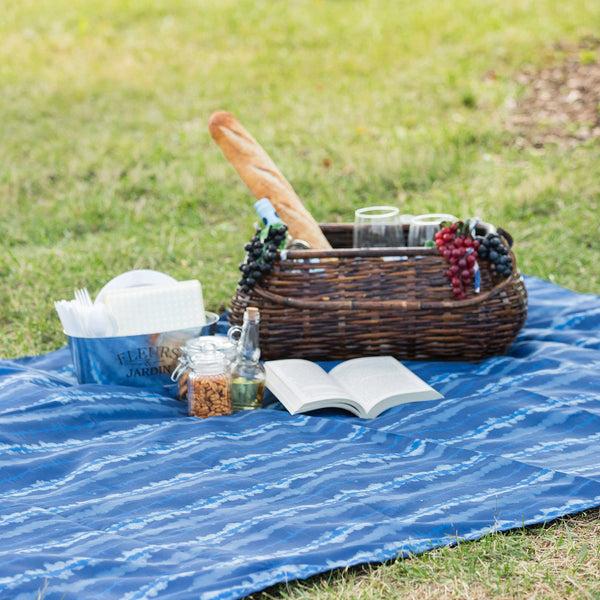 Lug Gather Picnic Blanket