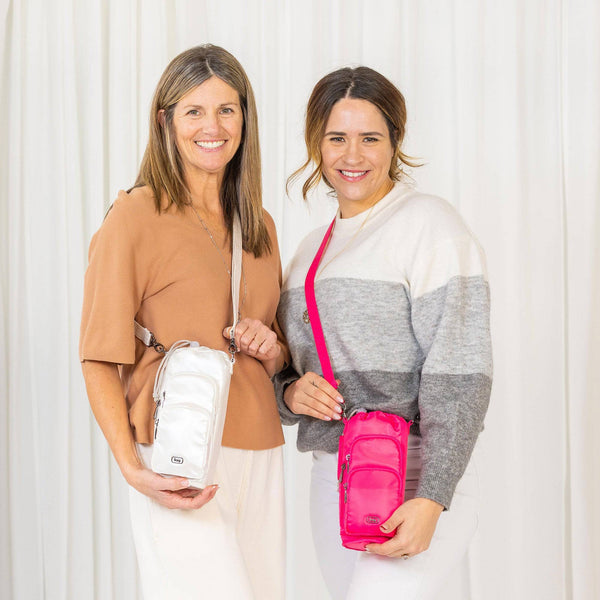 Lug Huggie XL Crossbody Bottle Holder