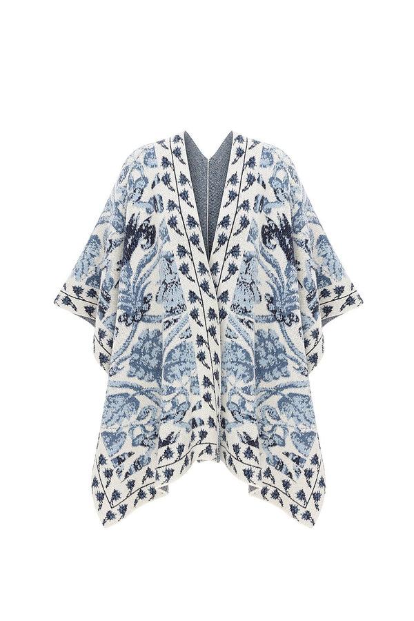 Lug Von Siga ANGIE PONCHO