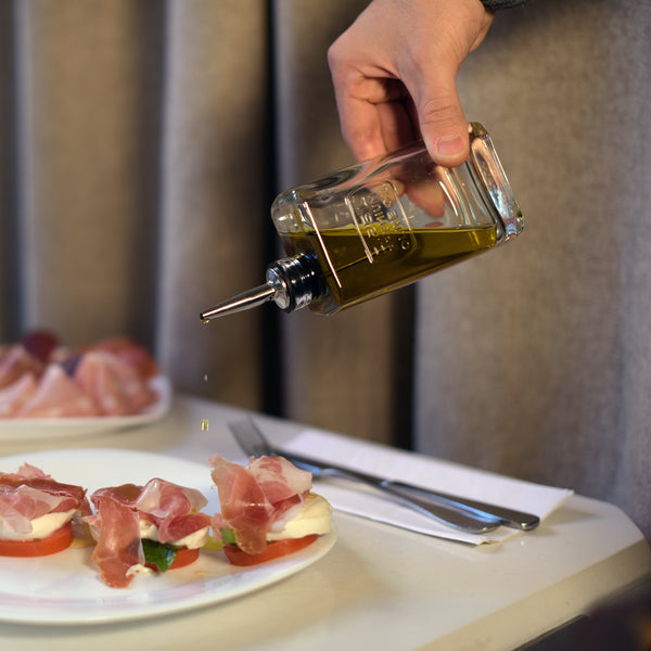 Luigi Bormioli Optima 8.5oz Premium Olive Oil Bottle With Silicone / Stainless Steel Pourer (1 Piece)