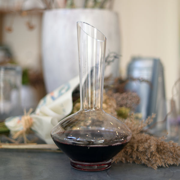 Luigi Bormioli Vinea 25.25oz White Wine Decanter (1 Piece)