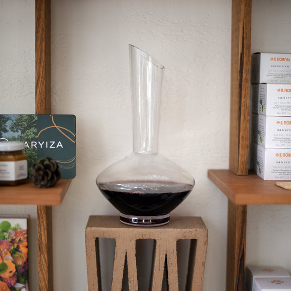 Luigi Bormioli Vinea 25.25oz White Wine Decanter (1 Piece)