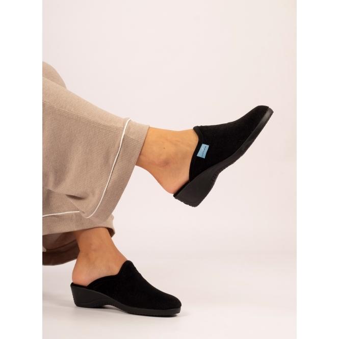 Lunar Audrey Black Mule Slipper