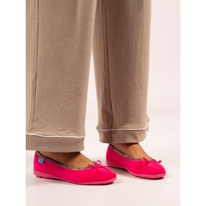 Lunar Bow Pink Pump Slipper