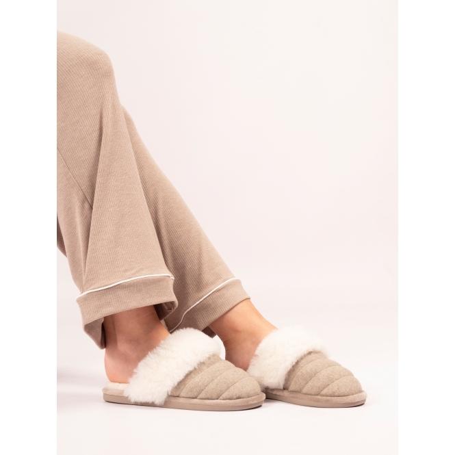 Lunar Carol II Beige Boxed Slipper