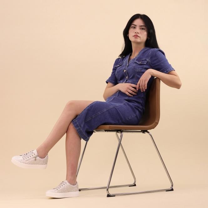 Lunar Charm White Trainer