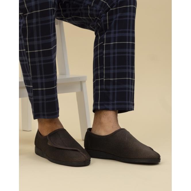 Lunar Columbus III Brown One Touch Slipper