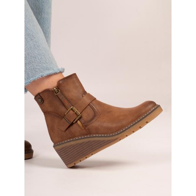 Lunar Cruz Tan Ankle Boot