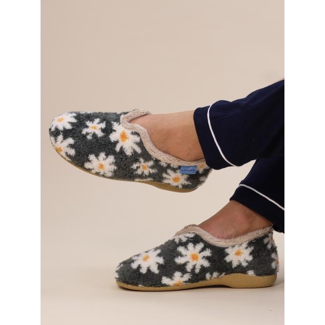 Lunar Daisy Grey Flower Slipper