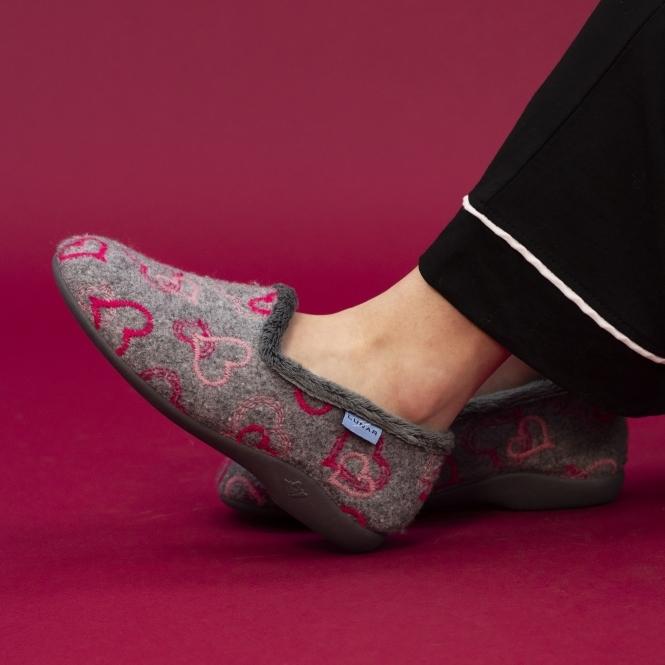 Lunar Jolly Grey Heart Full Slipper