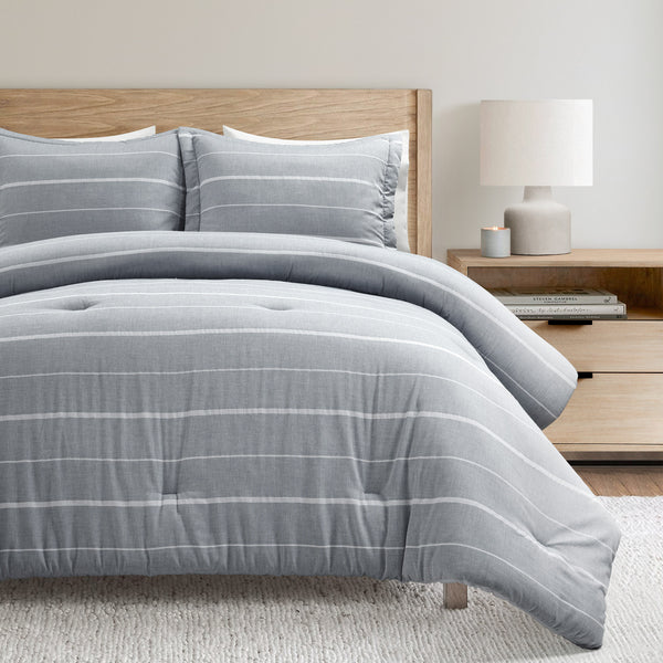 lush décor Classic Farmhouse Chalk Stripe 3 Piece Comforter Set
