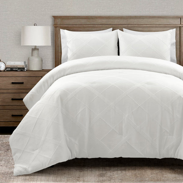 Lush Décor Diamond Geo Jacquard 3 Piece Comforter Set