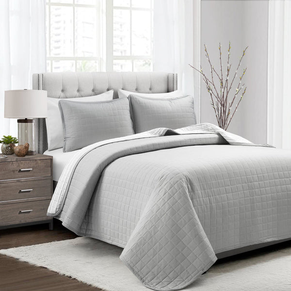 lush décor Farmhouse Box Stitch And Stripe Cotton Quilt 3 Piece Set