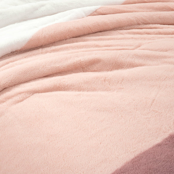 Lush Décor Farmhouse Color Block Ultra Soft Faux Fur Comforter Set