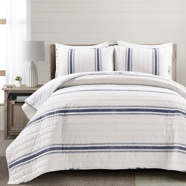 lush décor Farmhouse Stripe Reversible Cotton Quilt Set
