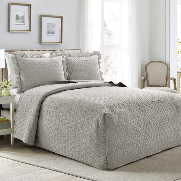 Lush Décor French Country Geo Ruffle Skirt 3 Piece Bedspread Set