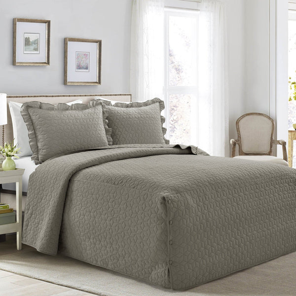 Lush Décor French Country Geo Ruffle Skirt 3 Piece Bedspread Set