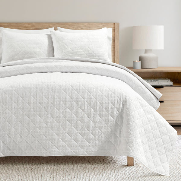 lush décor Haniya Solid Waffle Woven Cotton Textured Quilt Set