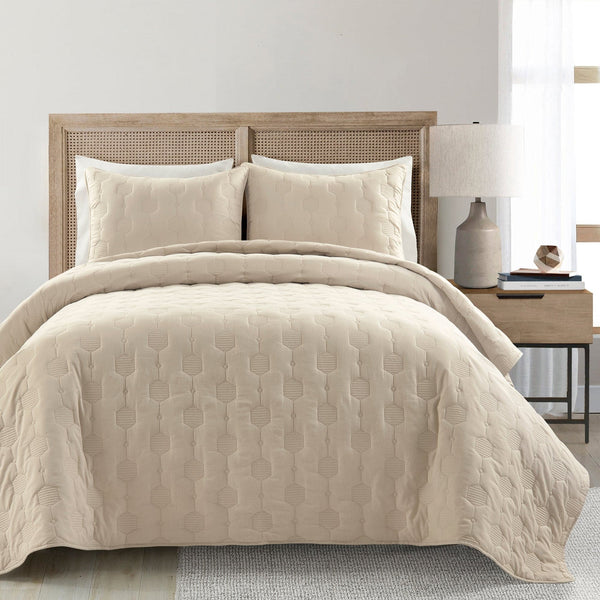 lush décor Hexagon Honeycomb Textured Cotton Quilt 3 Piece Set