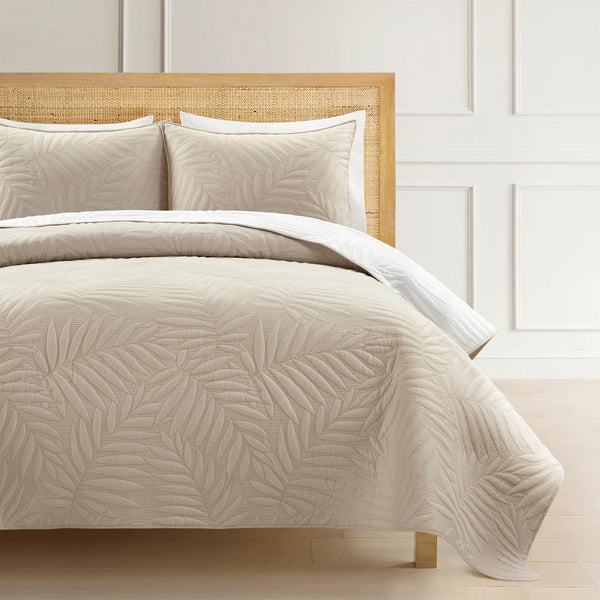 Lush Décor Isla Embroidered Leaf Reversible Cotton Quilt 3 Piece Set