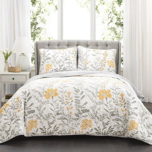 Lush Décor Aprile 3 Piece Quilt Set