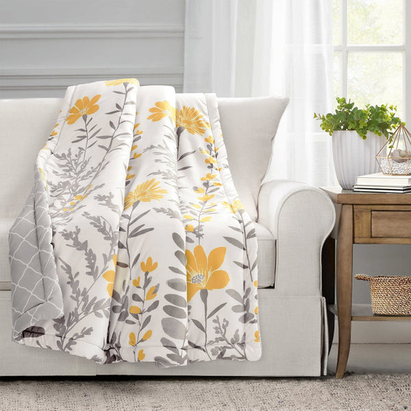 lush décor Aprile Reversible Throw