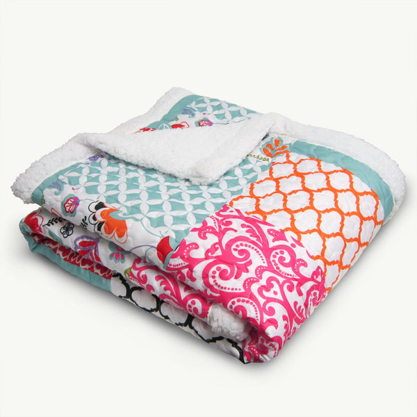 Lush Décor Brookdale Throw Sherpa