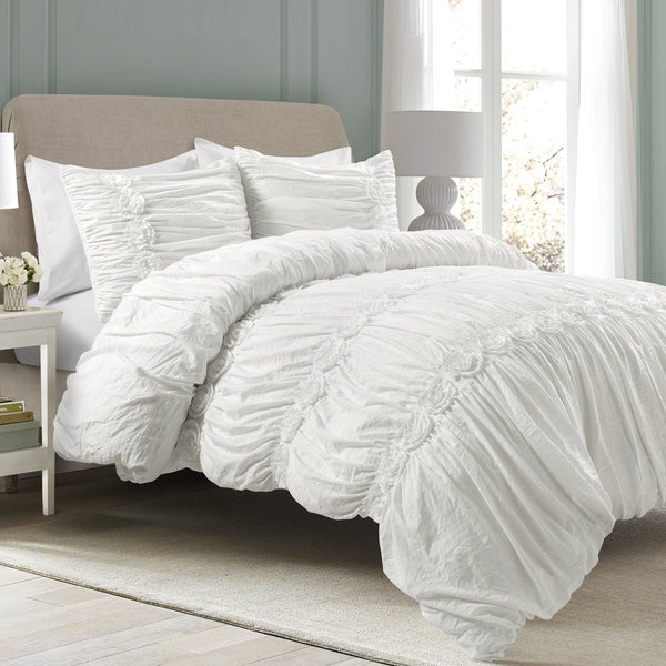 Lush Décor Darla 3 Piece Comforter Set